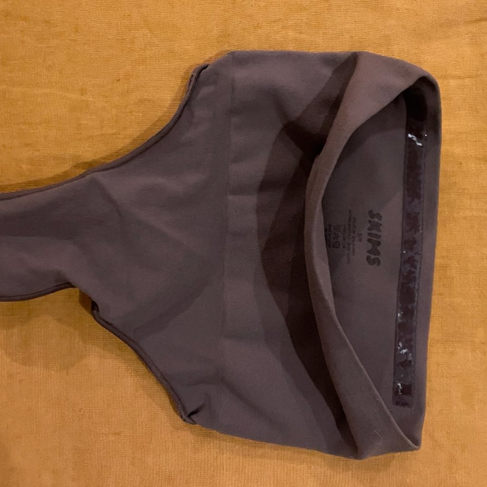 SKIMS BUNDLE ** 2 PAIRS OF SHAPEWEAR